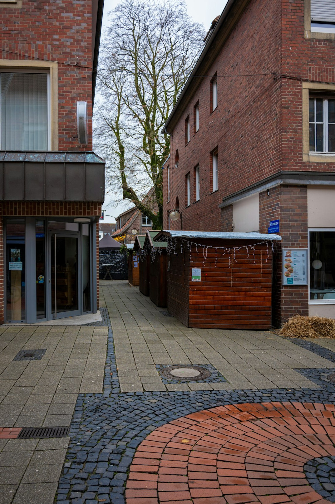 Wheelchair accessible entrance ramp of a community building